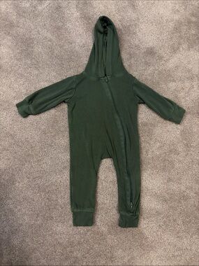 Kyte Baby Dark Green Hooded One-Piece Romper with Diagonal Zipper